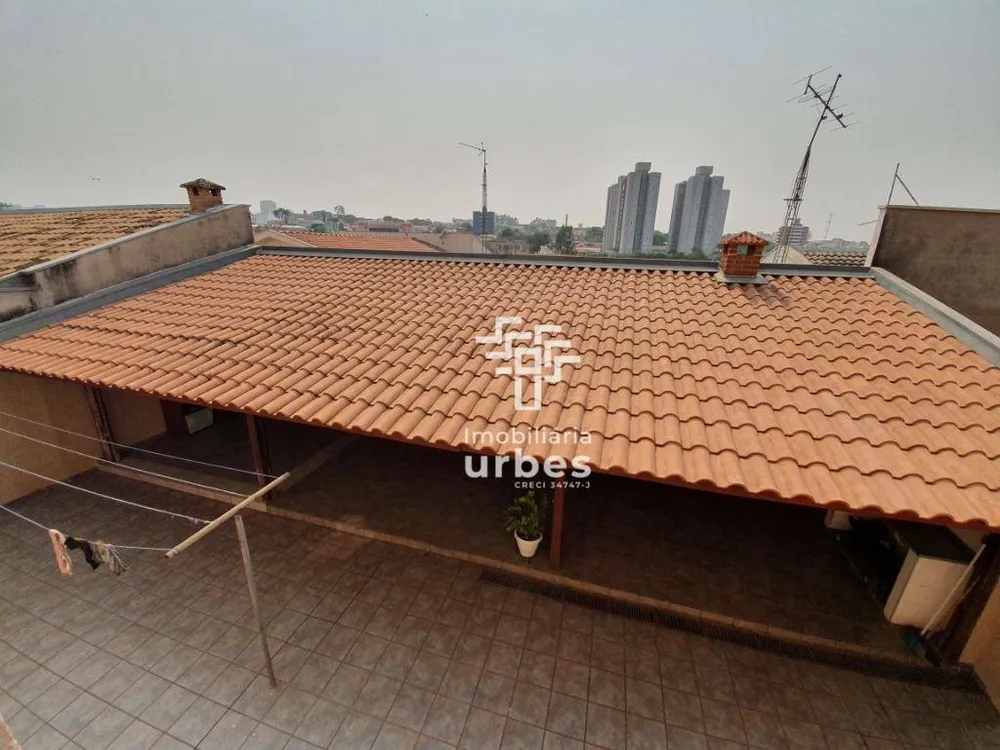 Casa, 4 quartos, 241 m² - Foto 3