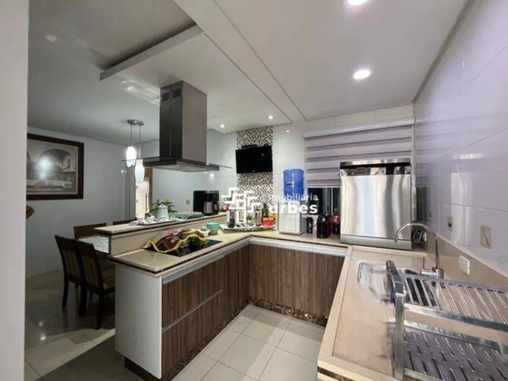 Casa, 3 quartos, 126 m² - Foto 3