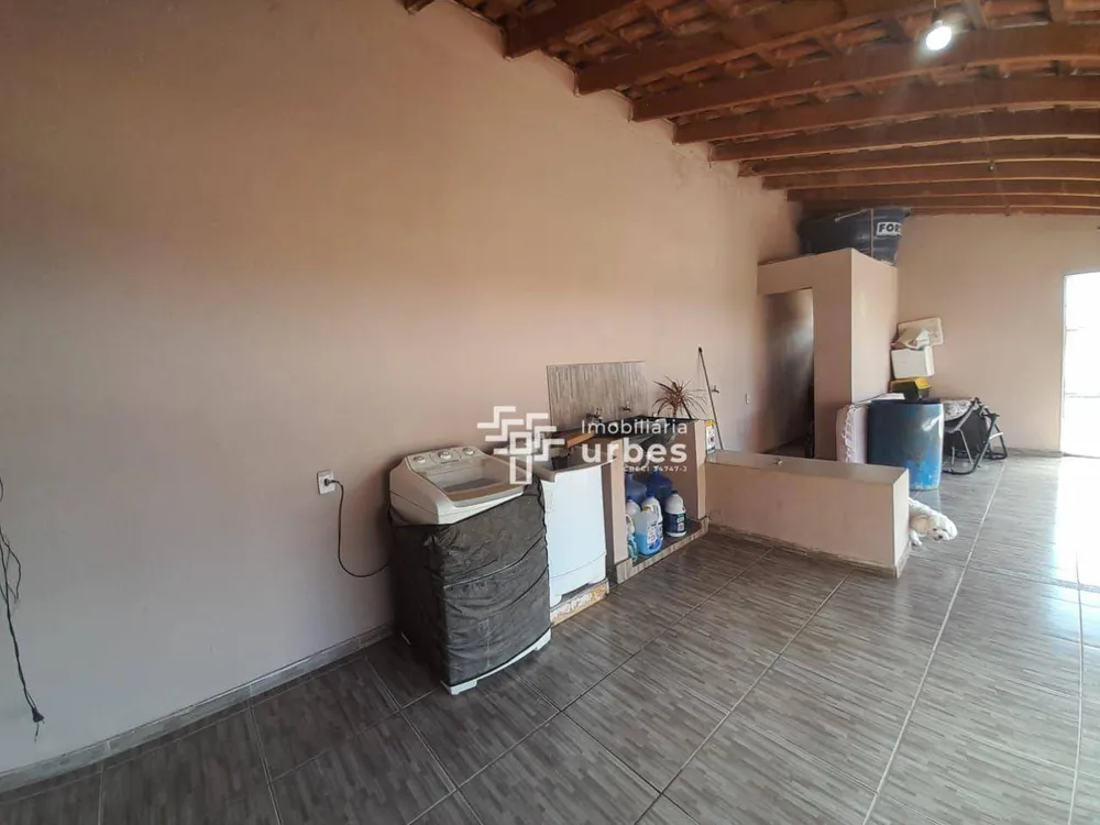 Casa, 3 quartos, 200 m² - Foto 9