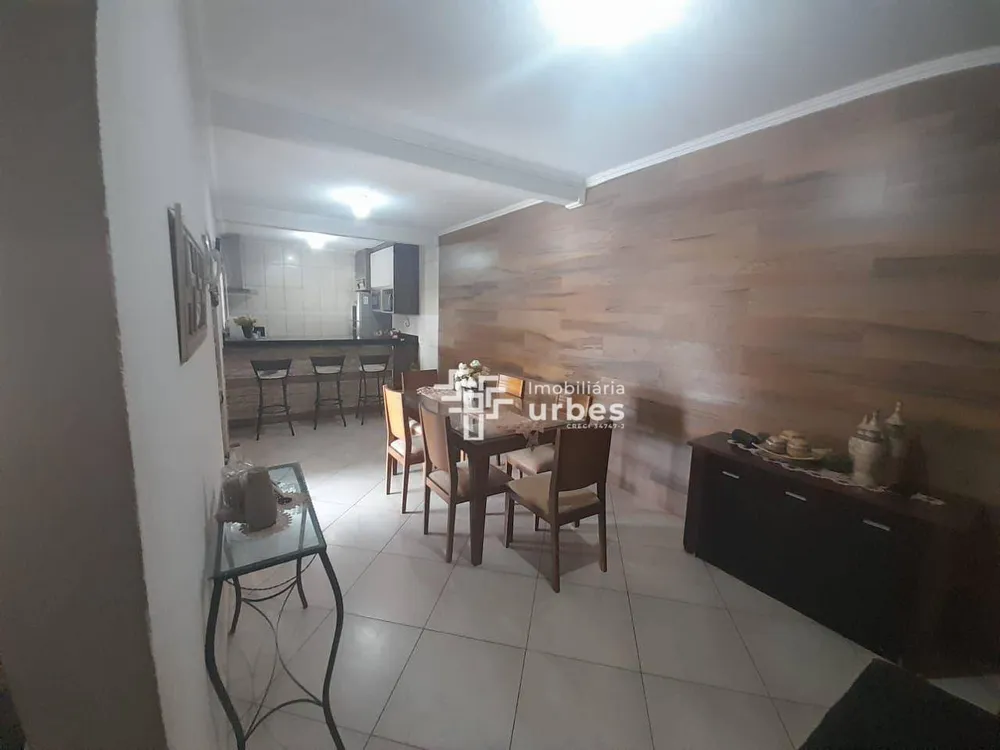 Casa, 3 quartos, 200 m² - Foto 4