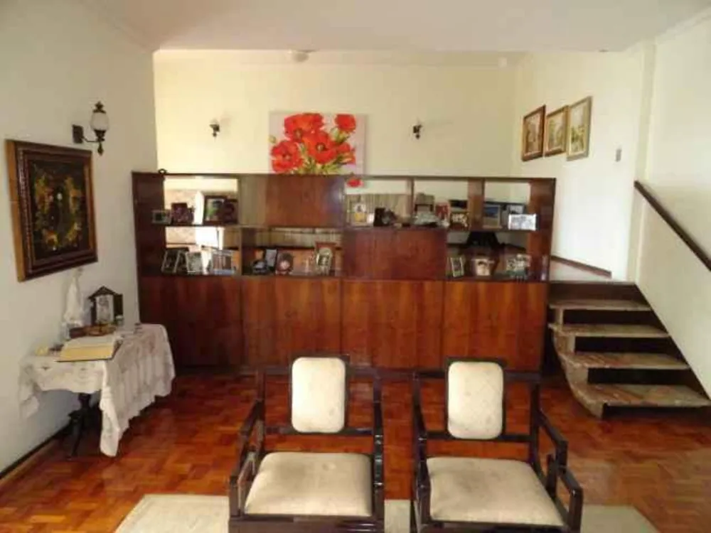 Casa, 4 quartos, 227 m² - Foto 2