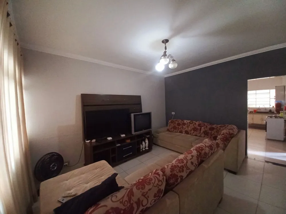 Casa, 3 quartos, 80 m² - Foto 1