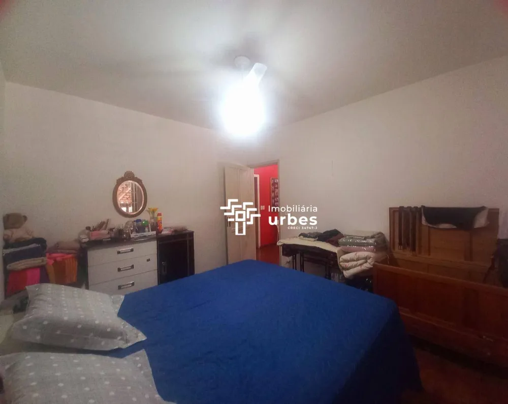 Casa, 5 quartos, 168 m² - Foto 2
