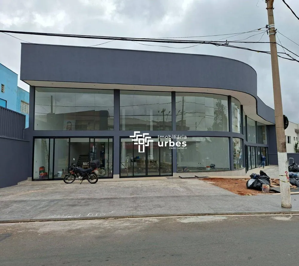 Loja-Salão, 202 m² - Foto 1