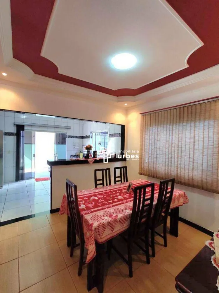 Casa, 3 quartos, 195 m² - Foto 8