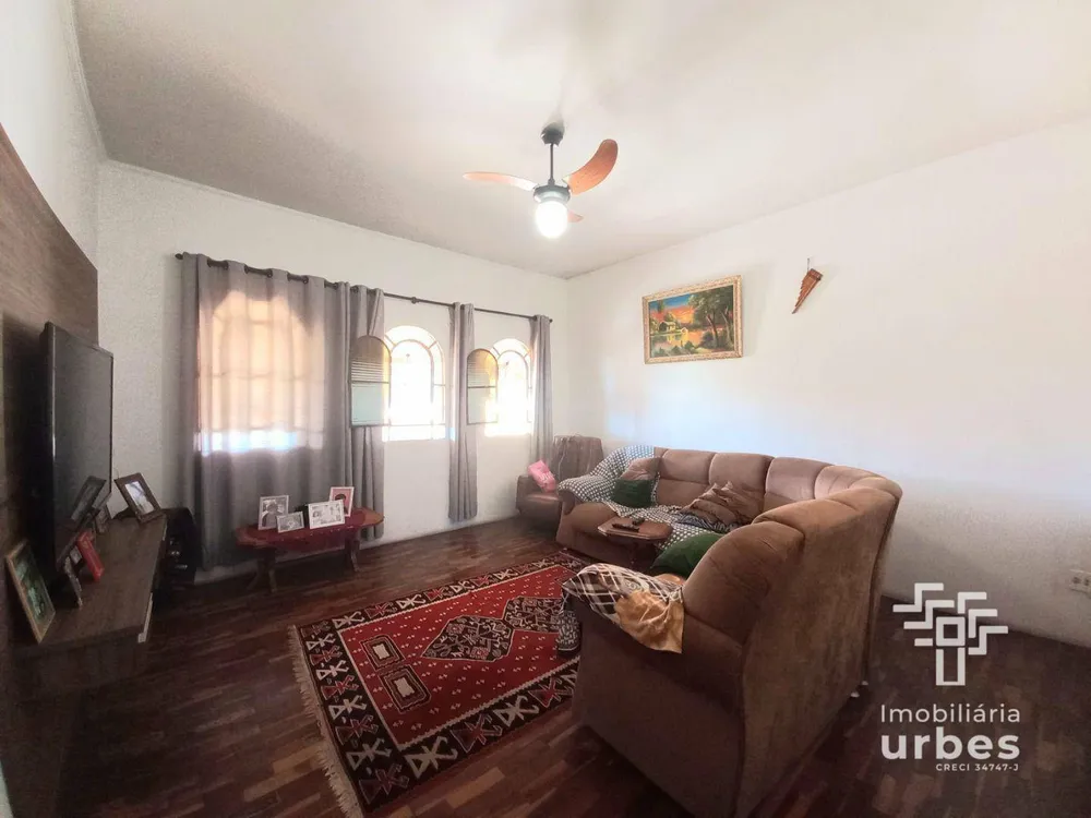 Casa, 3 quartos, 226 m² - Foto 4