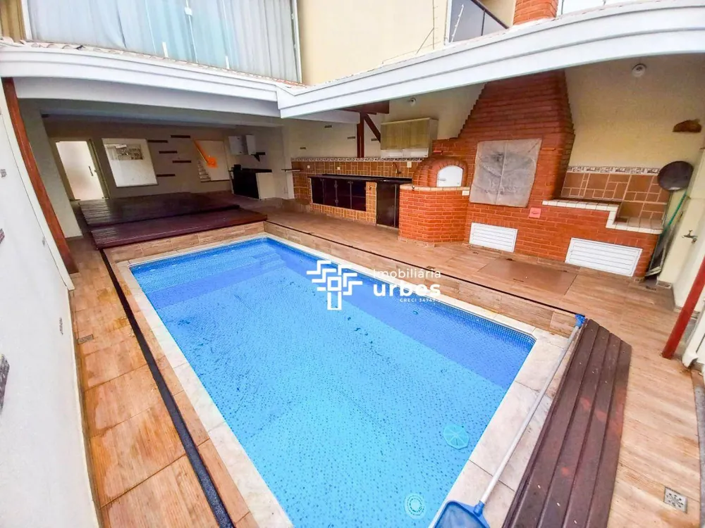 Casa, 4 quartos, 261 m² - Foto 1