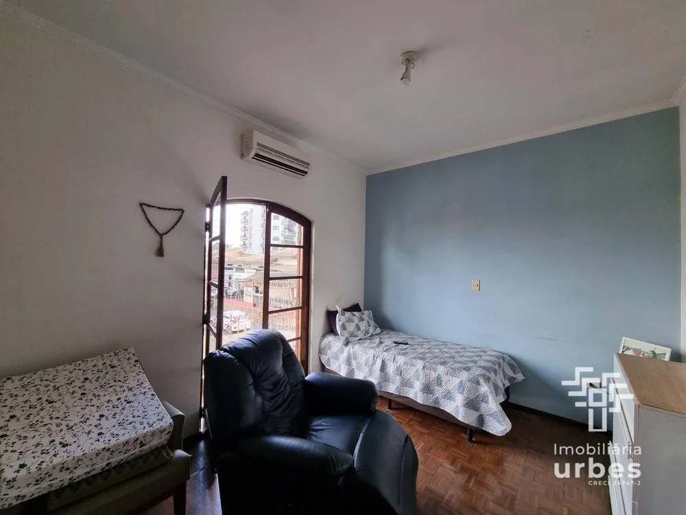 Casa, 3 quartos, 249 m² - Foto 11