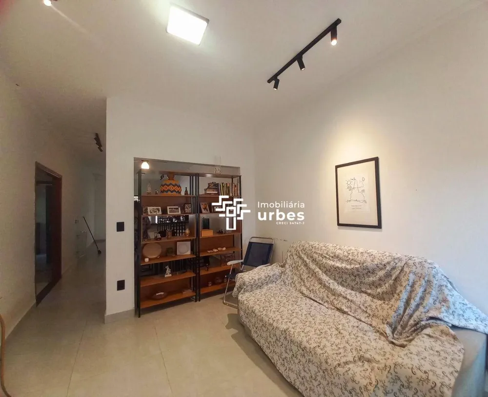 Casa, 3 quartos, 98 m² - Foto 1