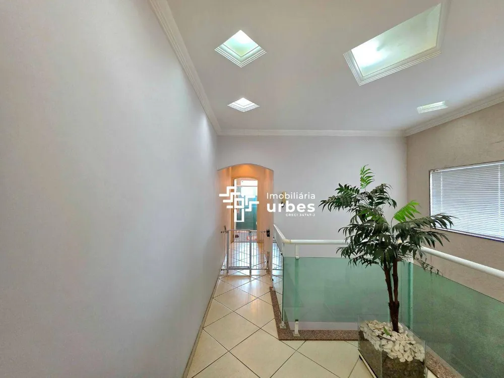 Casa, 3 quartos, 247 m² - Foto 9