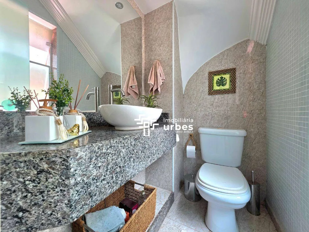 Casa, 3 quartos, 247 m² - Foto 5