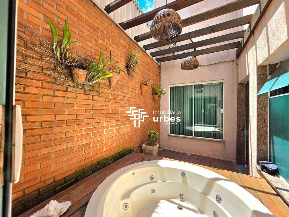 Casa, 3 quartos, 247 m² - Foto 4