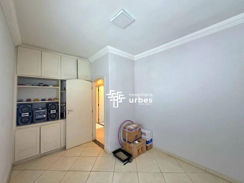 Casa, 3 quartos, 247 m² - Foto 12