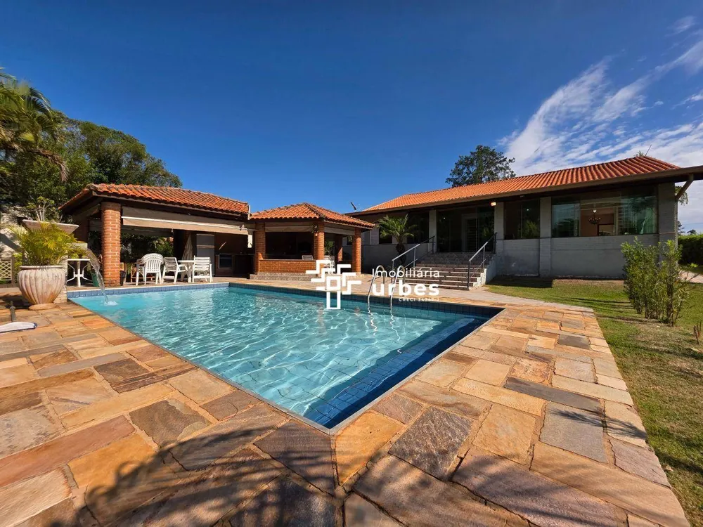 Chácara, 3 quartos, 2240 m² - Foto 13