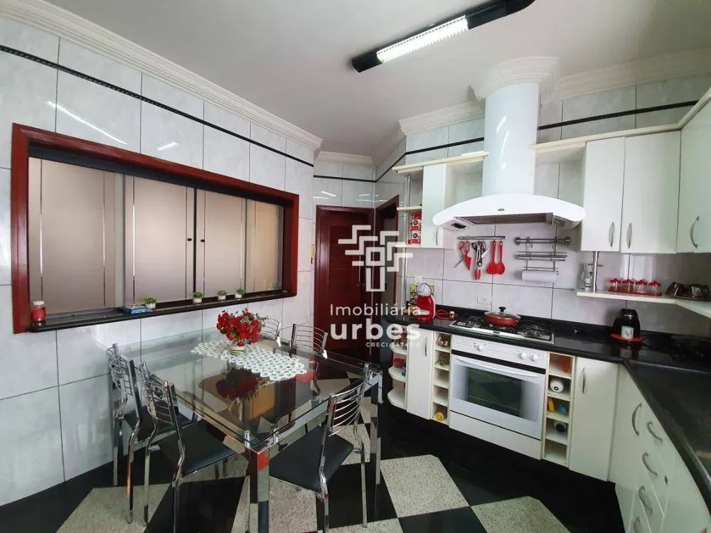 Casa, 3 quartos, 342 m² - Foto 9