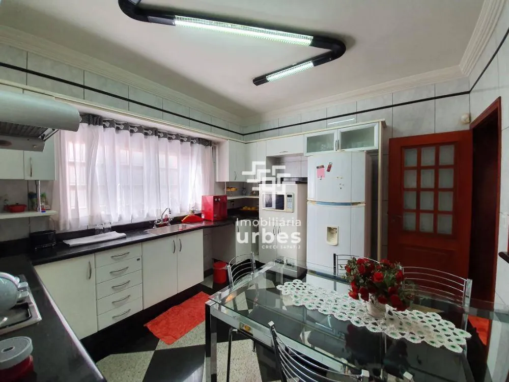 Casa, 3 quartos, 342 m² - Foto 14