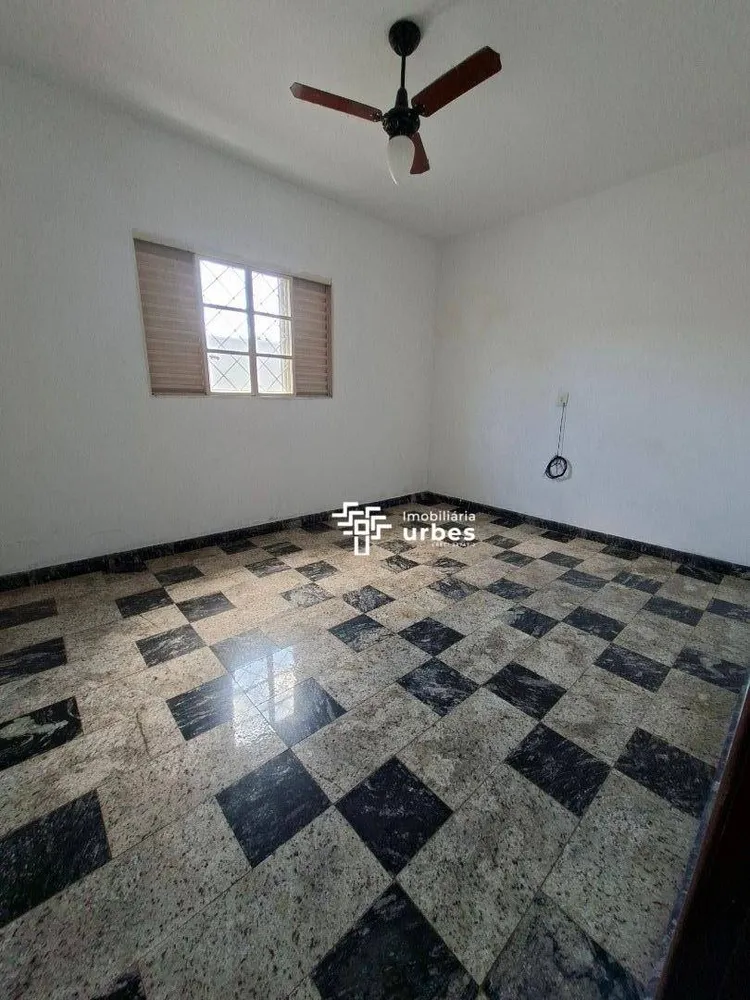 Casa, 2 quartos, 146 m² - Foto 4