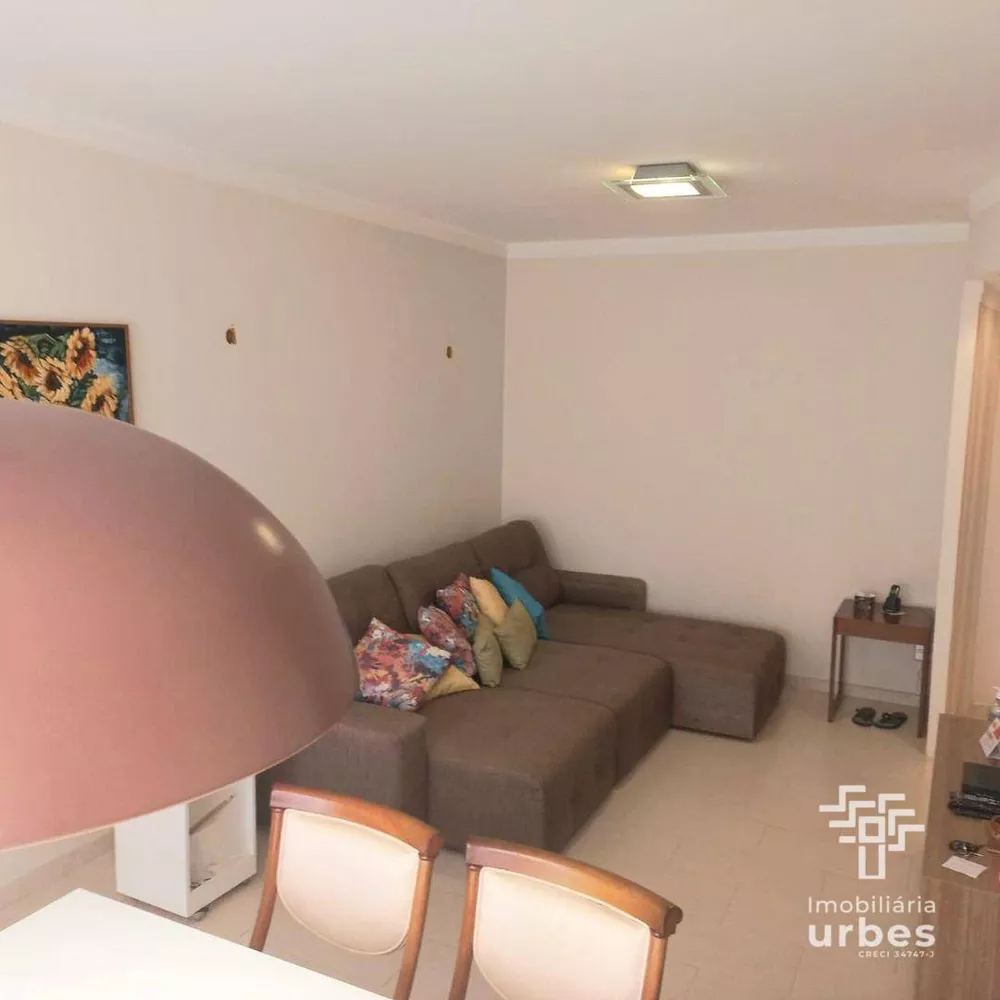 Apartamento à venda com 3 quartos, 134m² - Foto 2