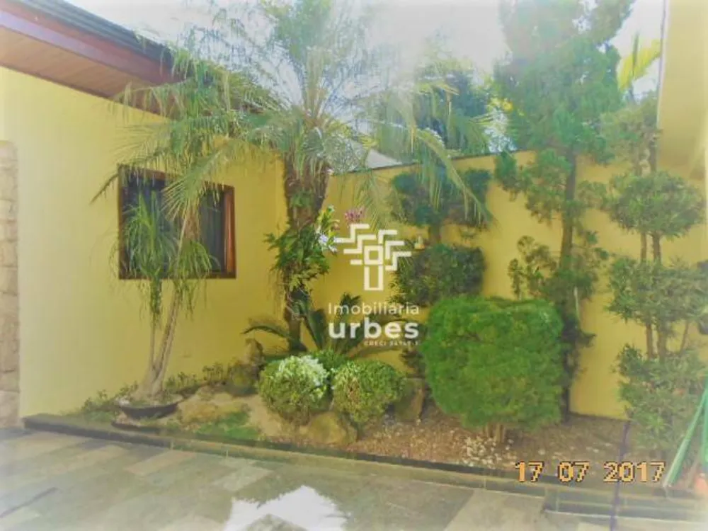 Casa, 3 quartos, 135 m² - Foto 1