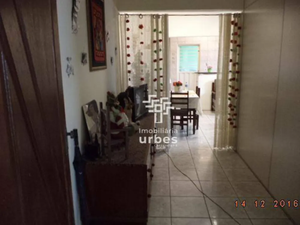 Casa, 2 quartos, 210 m² - Foto 2