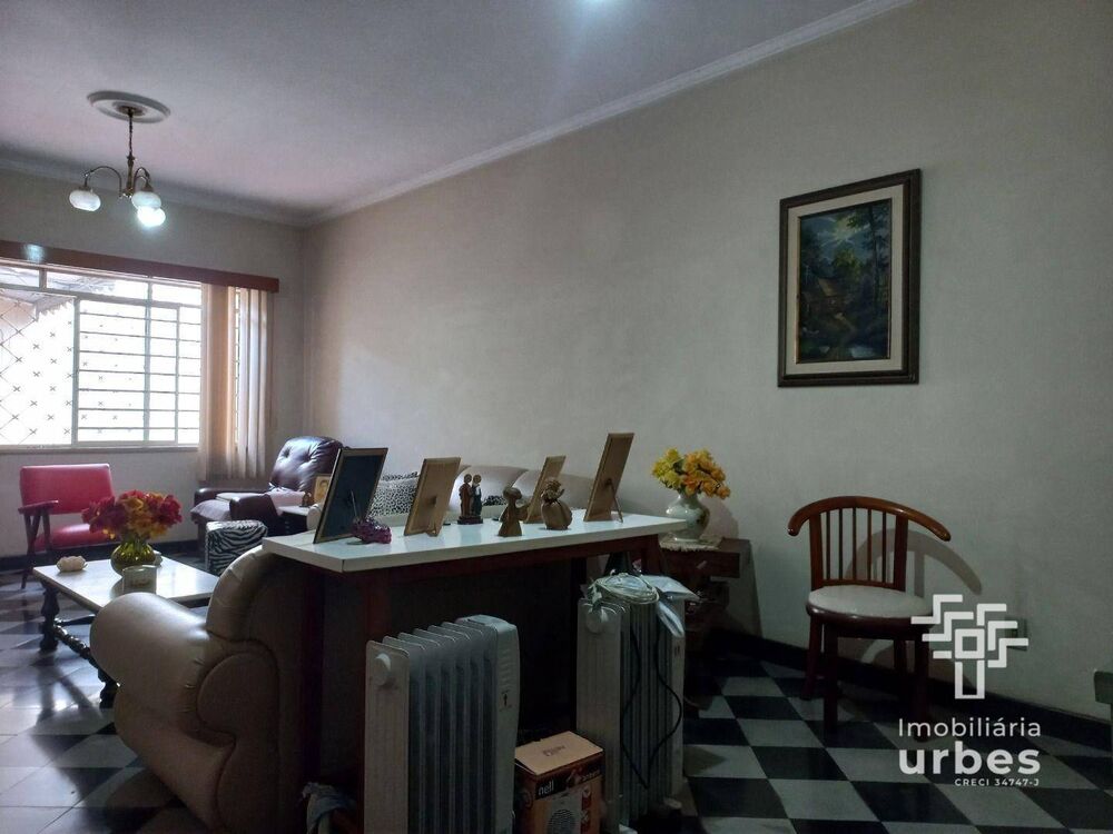 Casa à venda com 3 quartos, 232m² - Foto 2