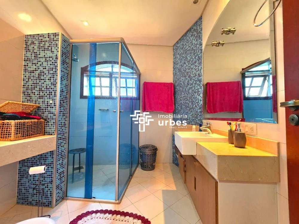 Casa, 6 quartos, 341 m² - Foto 3