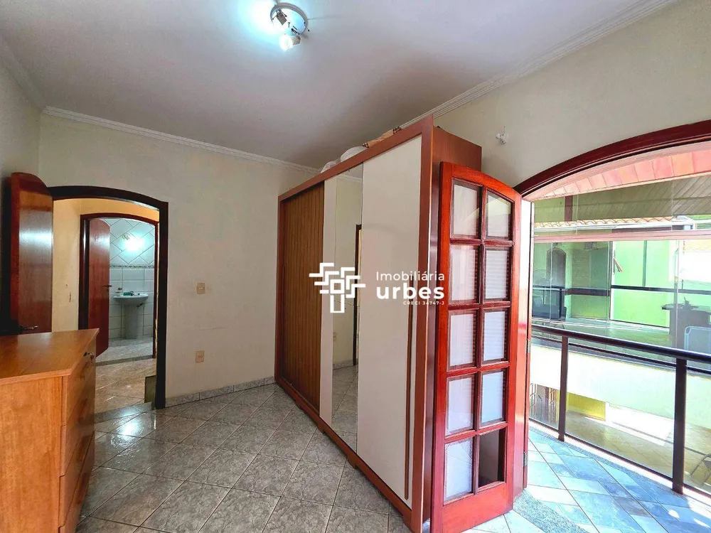 Casa, 6 quartos, 341 m² - Foto 12