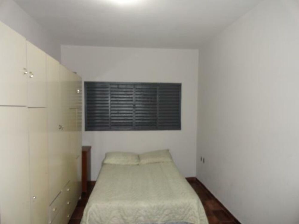 Chácara à venda com 3 quartos, 460m² - Foto 1