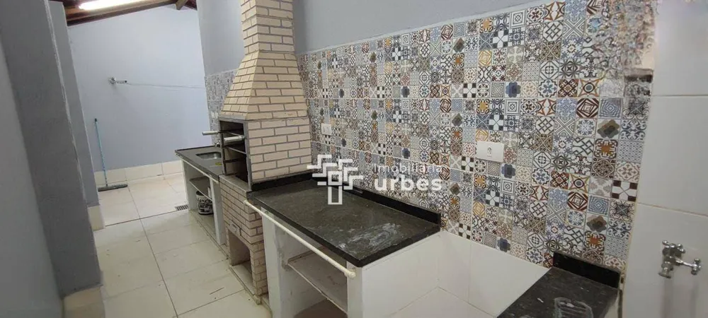 Casa, 3 quartos, 162 m² - Foto 2