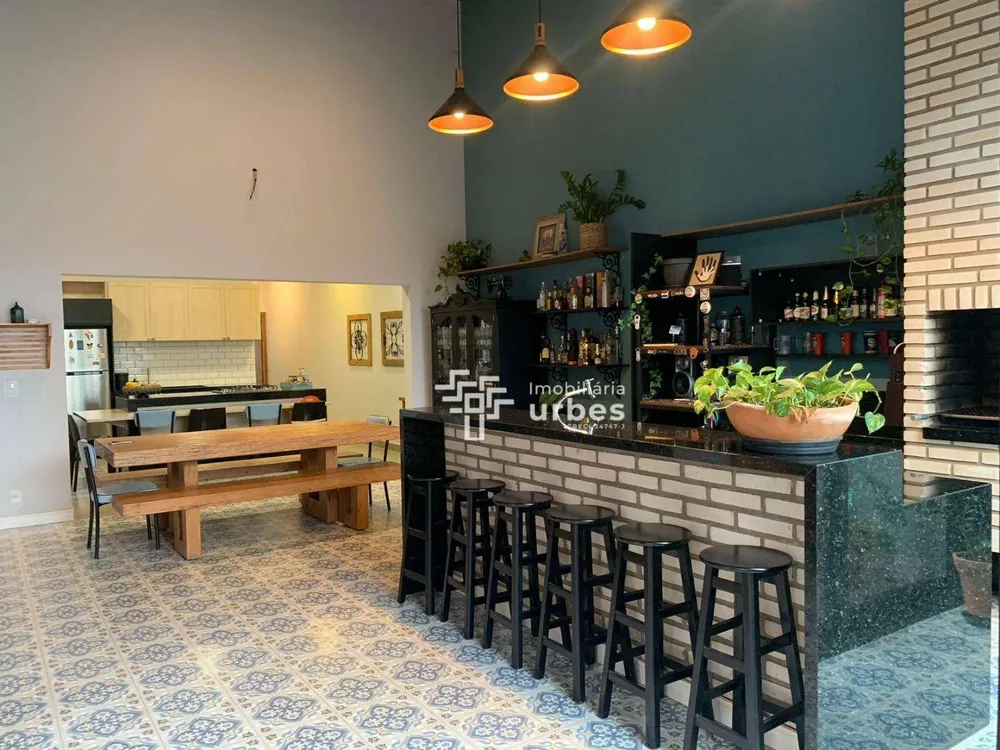 Casa, 3 quartos, 250 m² - Foto 2