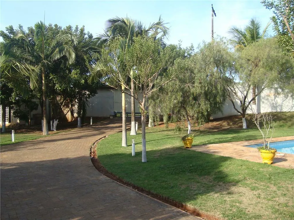 Chácara, 3 quartos, 2349 m² - Foto 8