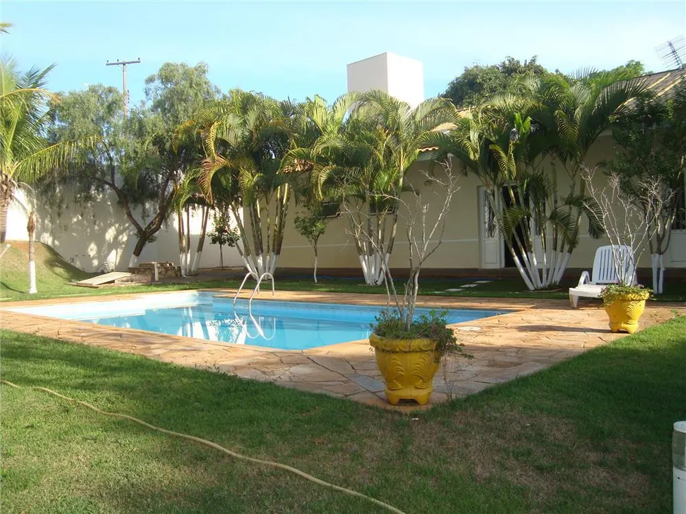 Chácara, 3 quartos, 2349 m² - Foto 6