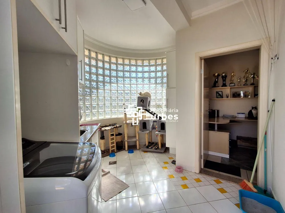Casa, 3 quartos, 354 m² - Foto 8