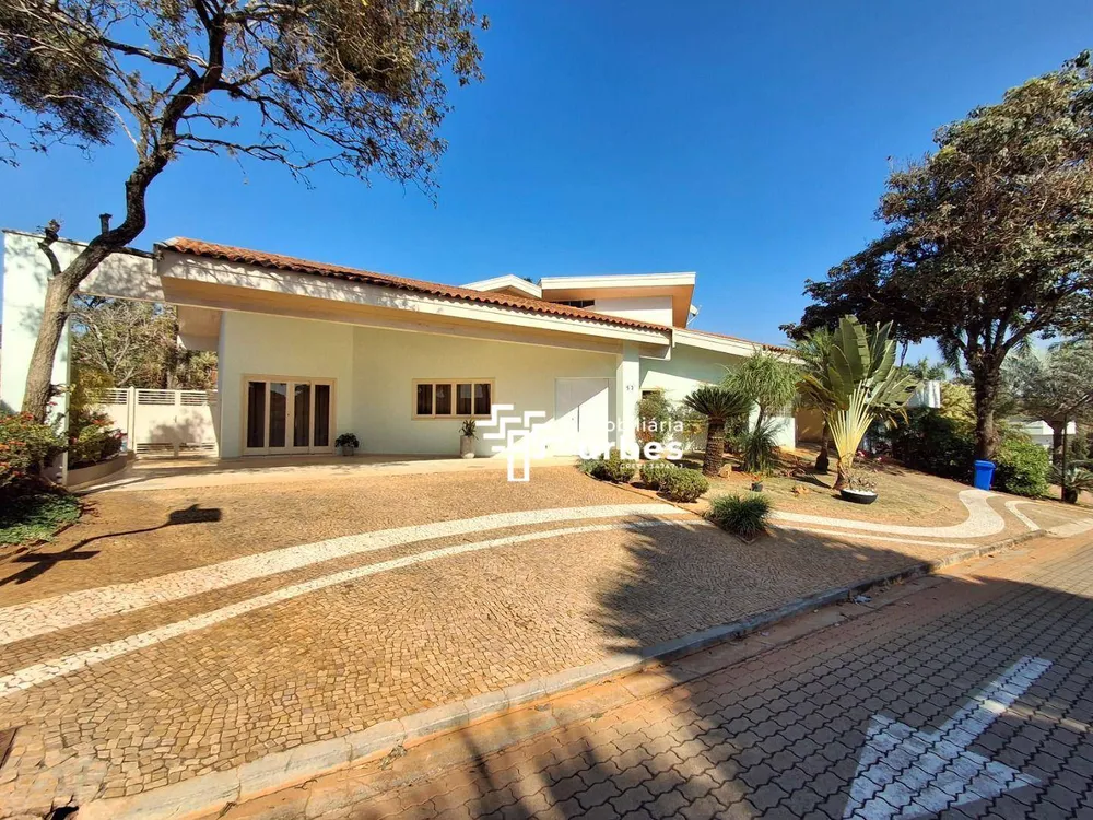 Casa, 3 quartos, 354 m² - Foto 1