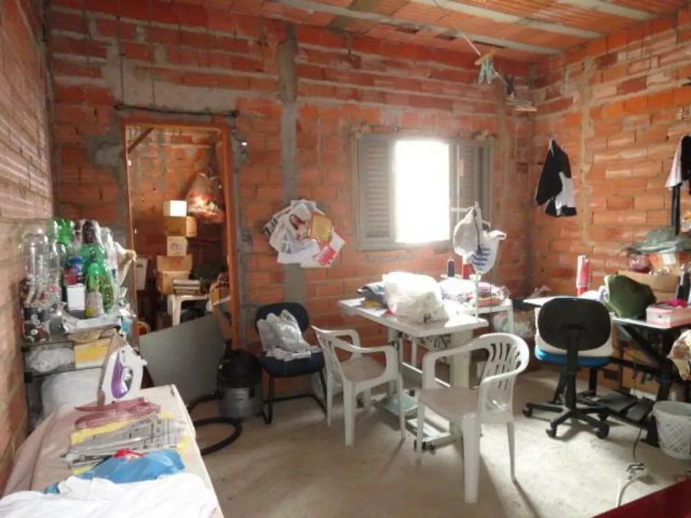 Casa, 4 quartos, 161 m² - Foto 1