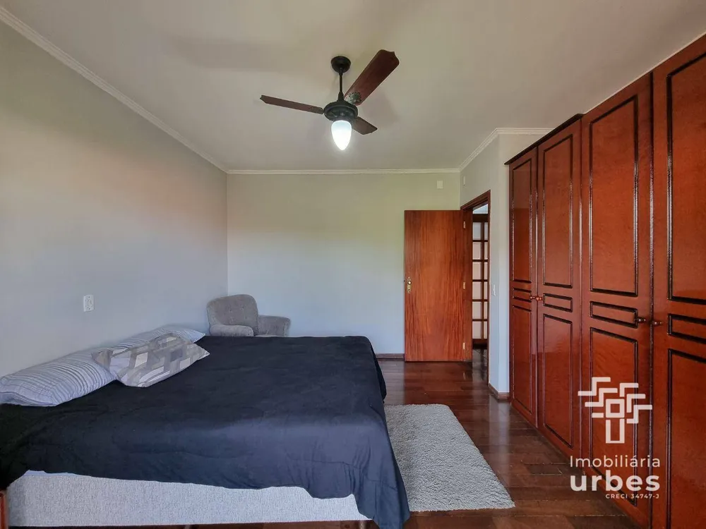 Casa, 3 quartos, 240 m² - Foto 17