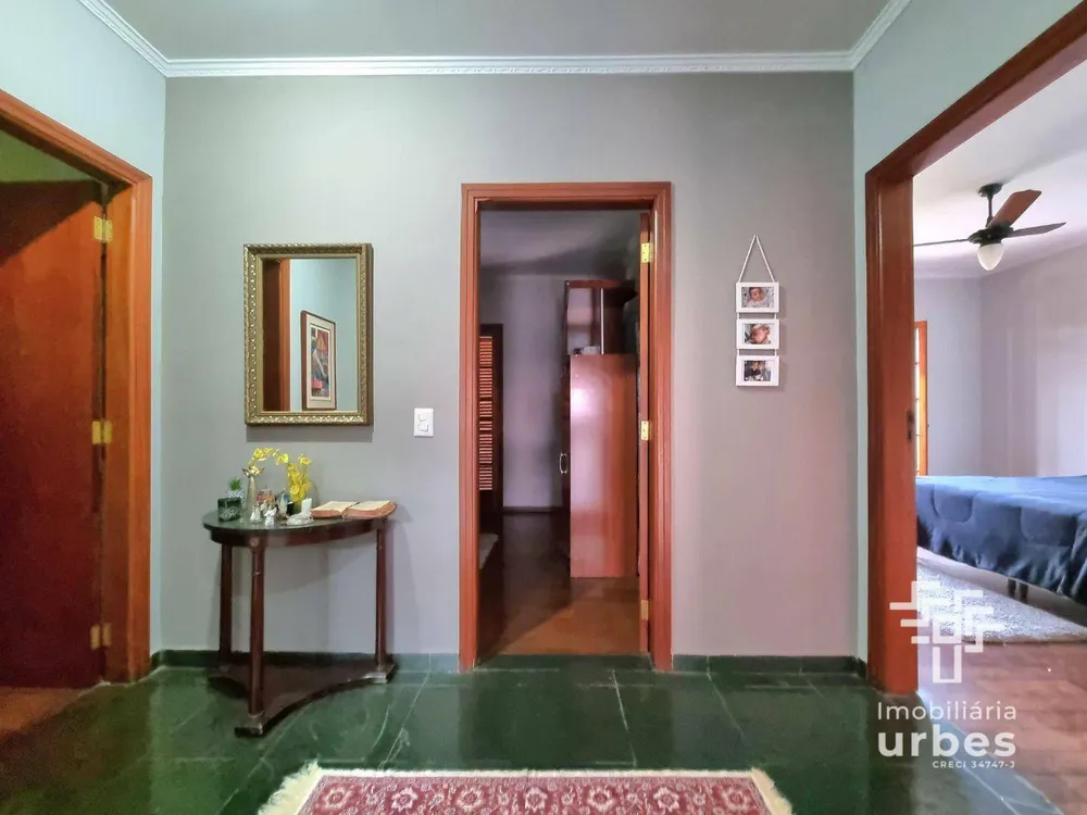 Casa, 3 quartos, 240 m² - Foto 15