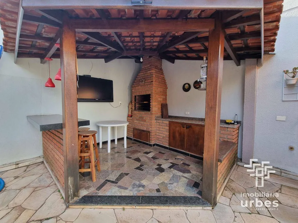 Casa, 3 quartos, 240 m² - Foto 12