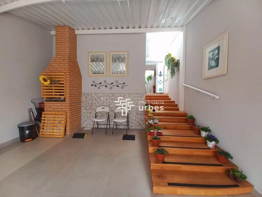 Casa à venda com 2 quartos, 103m² - Foto 1