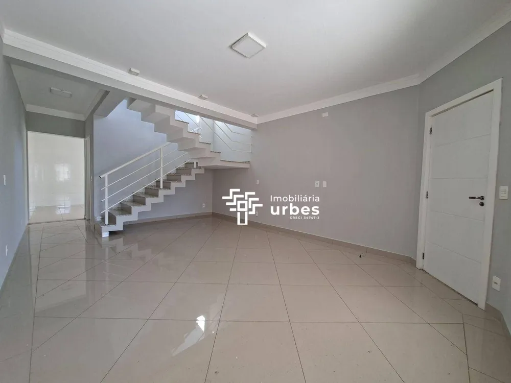 Casa, 3 quartos, 160 m² - Foto 2