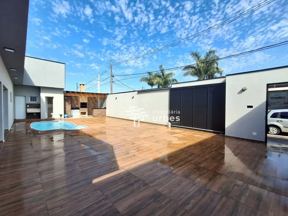 Casa, 3 quartos, 215 m² - Foto 3