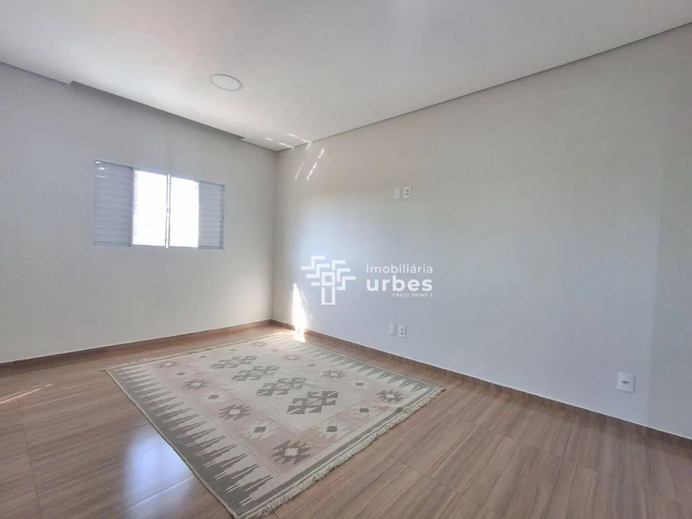 Casa, 3 quartos, 215 m² - Foto 8