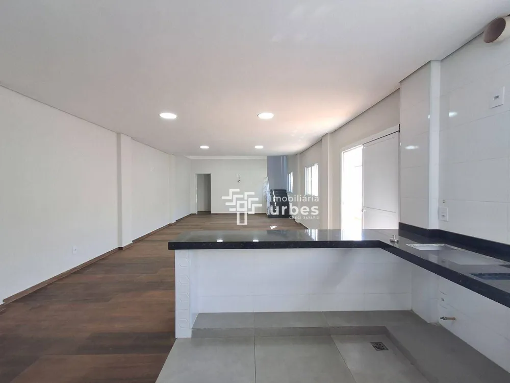 Casa, 3 quartos, 215 m² - Foto 10