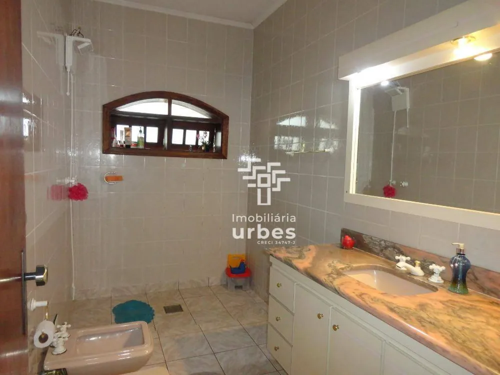 Casa, 3 quartos, 253 m² - Foto 11
