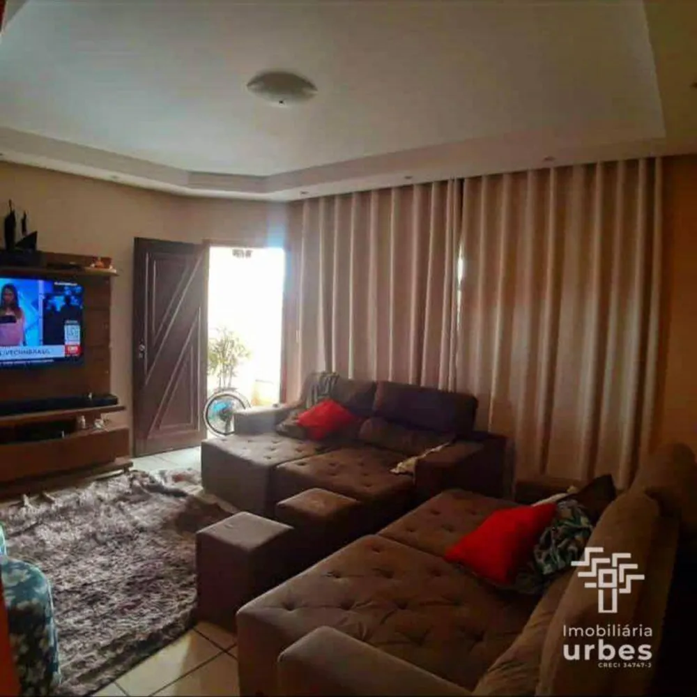 Casa, 2 quartos, 152 m² - Foto 1