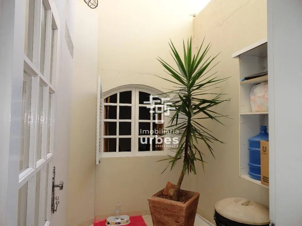 Casa, 3 quartos, 231 m² - Foto 4