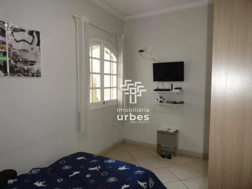 Casa, 3 quartos, 231 m² - Foto 5