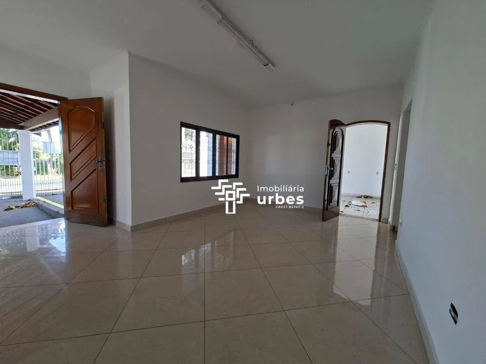 Casa, 4 quartos, 203 m² - Foto 3