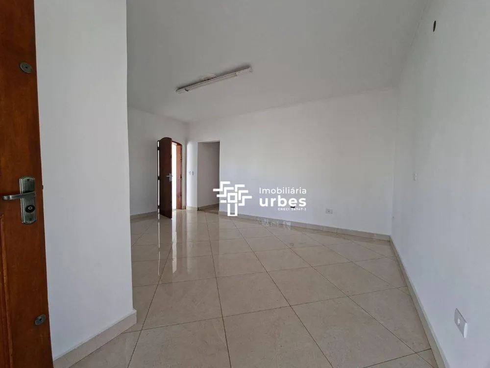 Casa, 4 quartos, 203 m² - Foto 2