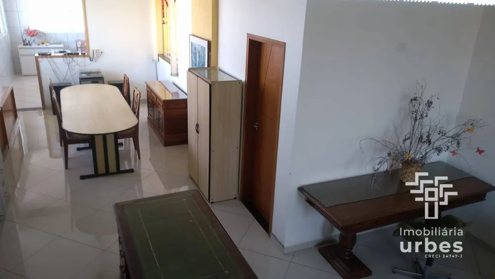Casa, 3 quartos, 240 m² - Foto 11